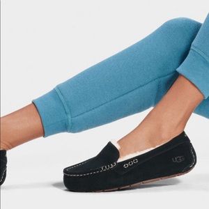 UGG Ansley Slippers Black Suede Women’s Size 10